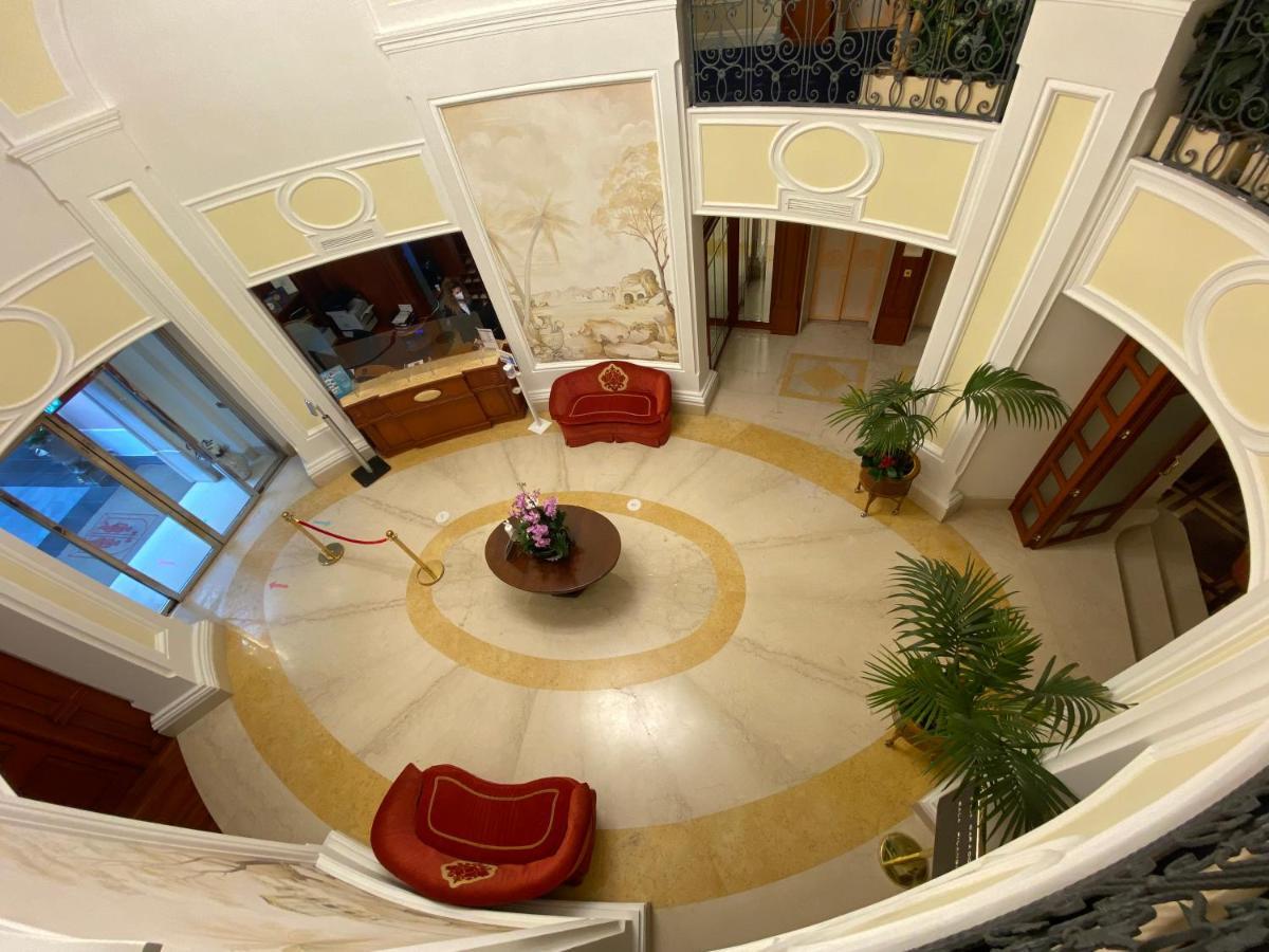 Palazzo Alabardieri Napoli Esterno foto