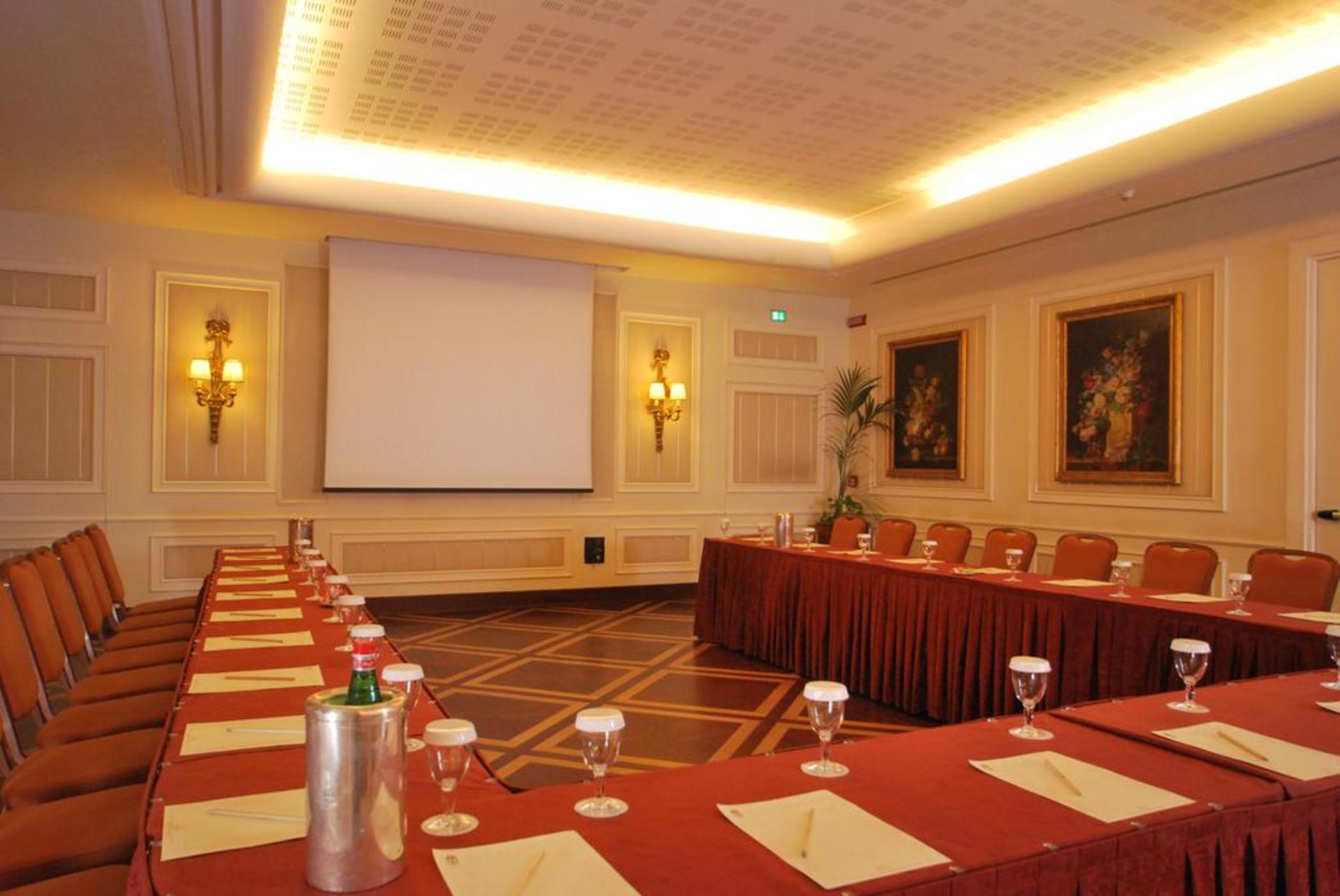 Palazzo Alabardieri Napoli Esterno foto