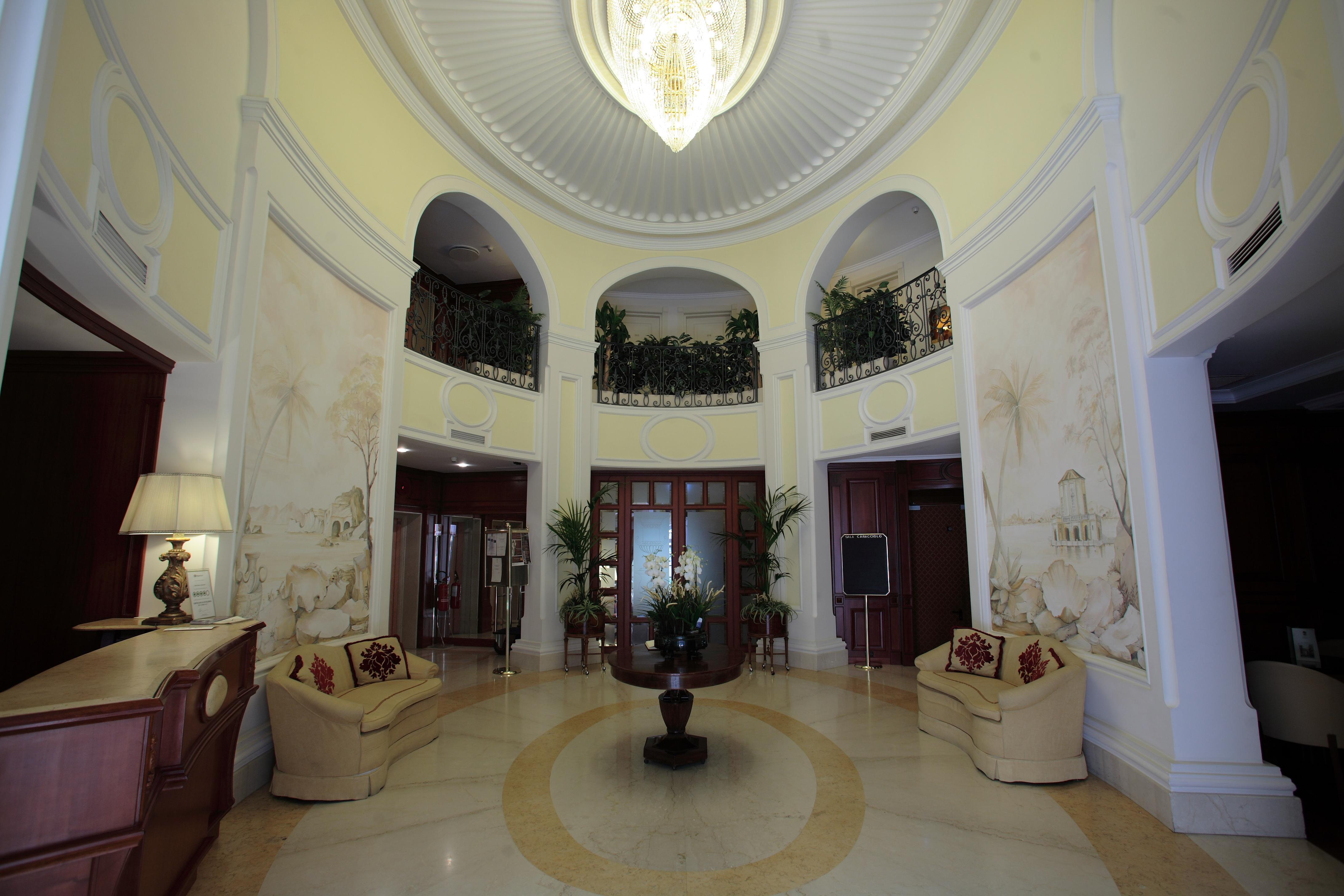 Palazzo Alabardieri Napoli Esterno foto