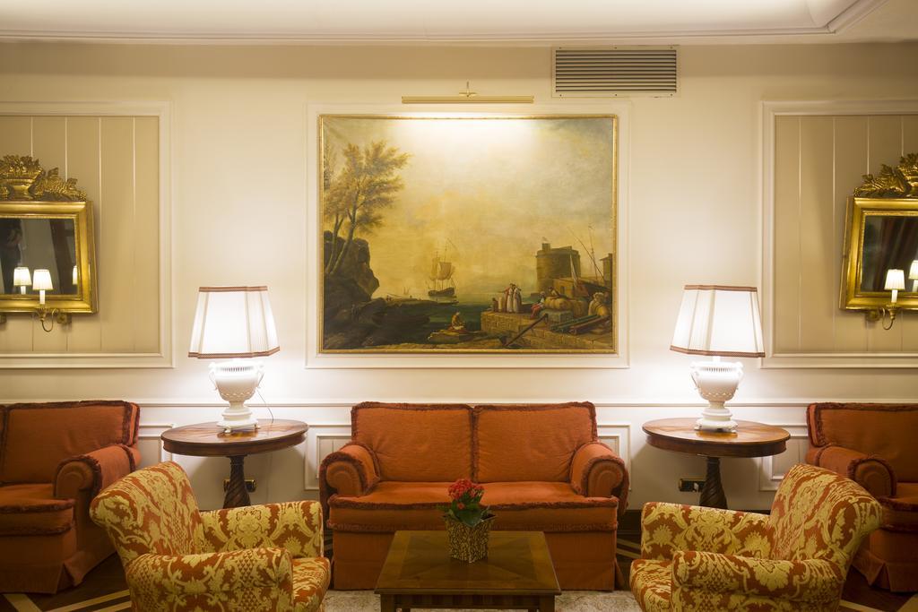 Palazzo Alabardieri Napoli Esterno foto